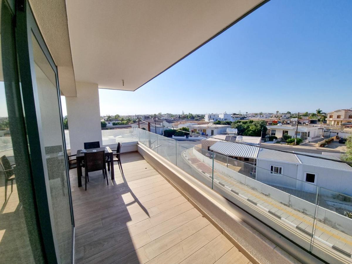 Lucky Strike Apartment パラリムニ エクステリア 写真